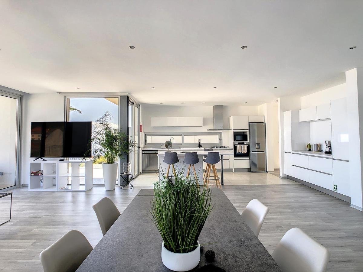 Villa Piece Of Heaven By Lovelystay Estreito Da Calheta エクステリア 写真
