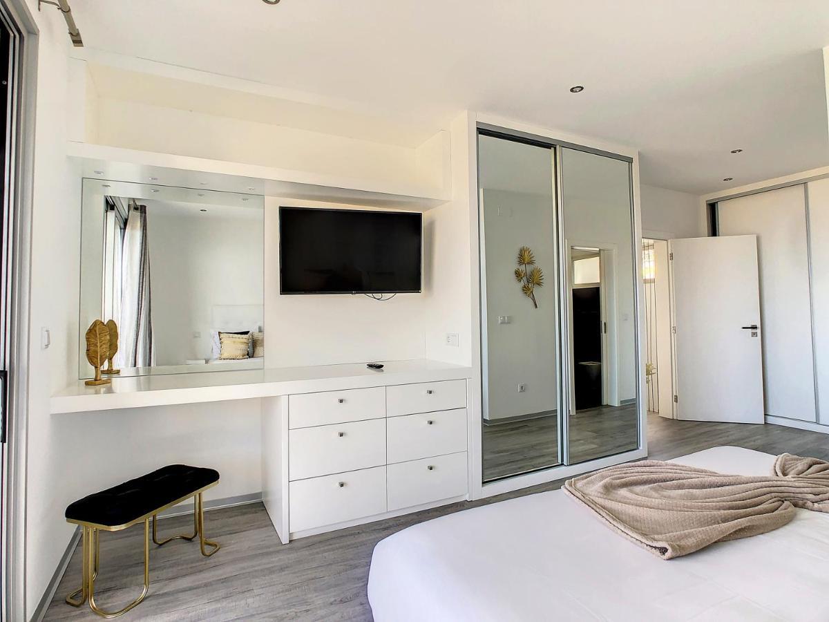 Villa Piece Of Heaven By Lovelystay Estreito Da Calheta エクステリア 写真